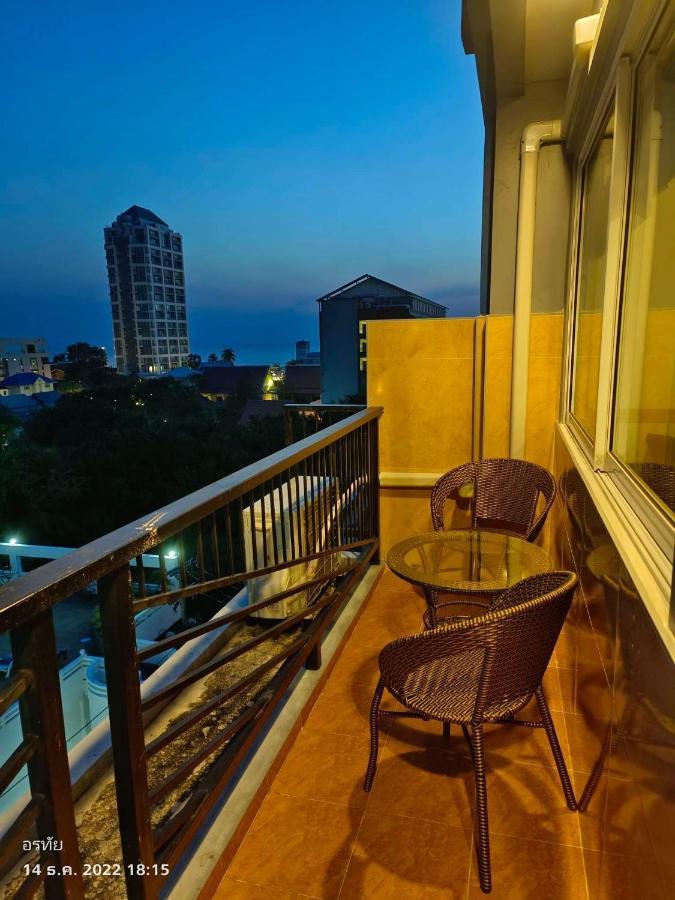 Trio Gems Condo, Pattaya Thailand Jomtien Beach Exterior photo